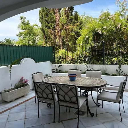 New! 5 Star House Near To Puente Romano *