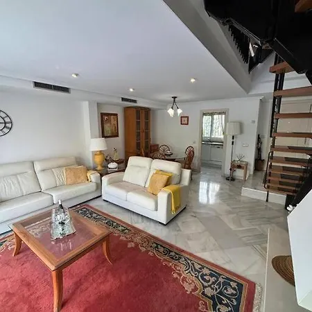 Apartment New! 5 Star House Near To Puente Romano *
